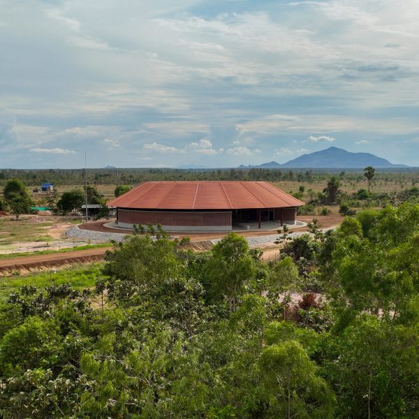 hero the gong music centre atelier oi dezeen 2364 col 0