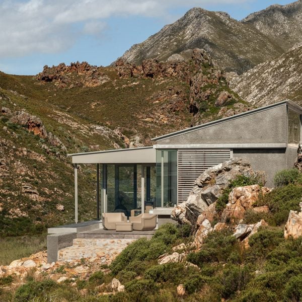 klg architects hytte riverview south africa hero dezeen 2364 col 2