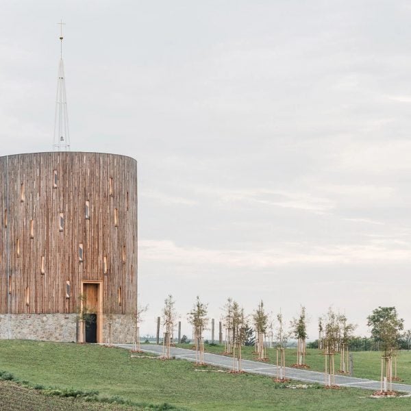 1732887999 rcnksk chapel czech republic hero dezeen 2364 col 0