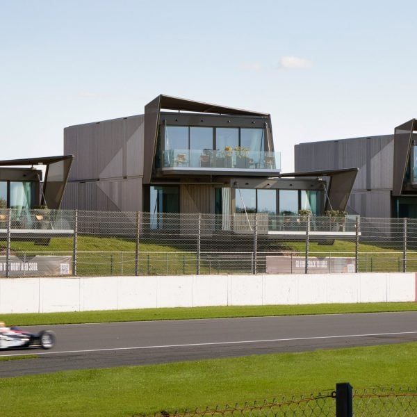 escapade silverstone hotels twelve architects british grand prix dezeen 2364 hero 0