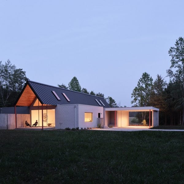 studio becker xu dogtrot house north carolina home hero dezeen 2364 col 0