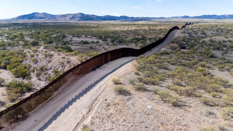 us mexico border wall scaled