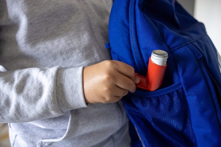 Child packing inhaler for school