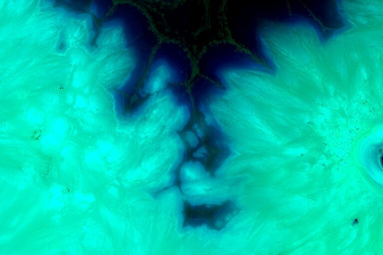 aqua quartz texture