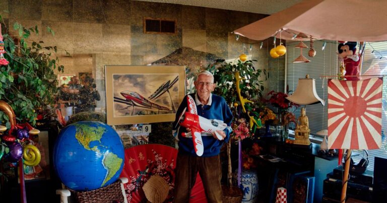urlhttps3A2F2Fcalifornia times brightspot.s3.amazonaws.com2F1a2F2f2F091a75944919b493944f30995a862F1503106 wk bob gurr 0051b